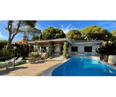 villa en Venta en Orihuela Costa. ETRV-T665