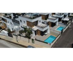 villa en Venta en Benijofar. ETRV-T678