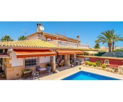 villa en Venta en Orihuela Costa. ETRV-T756
