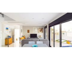 villa en Venta en Los Montesinos. ETRV-T843