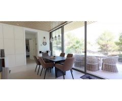 villa en Venta en San Miguel De Salinas. ETRV-T871