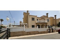 villa en Venta en Orihuela Costa. ETRV-T902
