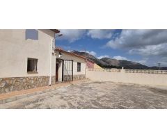 casa en Venta en Hondon De Las Nieves. ETRV-T933