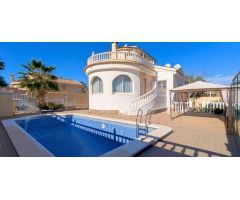 villa en Venta en Ciudad Quesada. ETRV-T1585