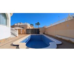 villa en Venta en Ciudad Quesada. ETRV-T1585