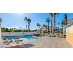 villa en Venta en Orihuela Costa. ETRV-T1761