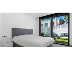 villa en Venta en San Miguel De Salinas. ETRV-T1812