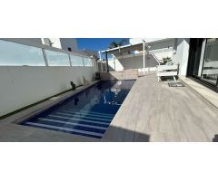 villa en Venta en Los Montesinos. ETRV-T1836