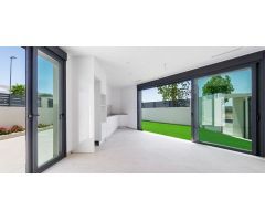 villa en Venta en Benijofar. ETRV-T1906