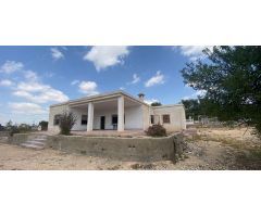 villa en Venta en Albatera. ETRV-T1931