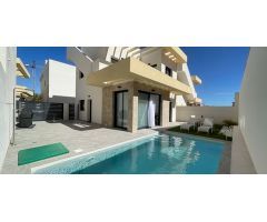 villa en Venta en Los Montesinos. ETRV-T1937