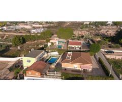villa en Venta en Albatera. ETRV-T1946