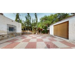 villa en Venta en Albatera. ETRV-T1952