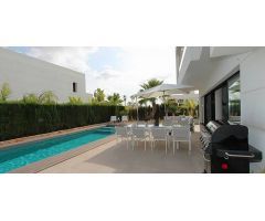 villa en Venta en Rojales. ETRV-T1961