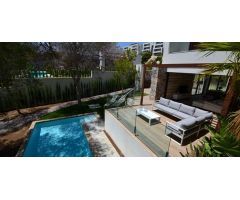 villa en Venta en Orihuela Costa. ETRV-T1985
