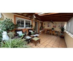 villa en Venta en Los Montesinos. ETRV-T1992
