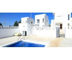 villa en Venta en Guardamar Del Segura. ETRV-T2031