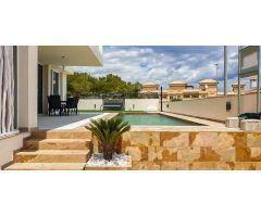 villa en Venta en Orihuela Costa. ETRV-T2059