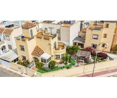 villa en Venta en Orihuela Costa. ETRV-T2071
