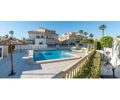 villa en Venta en Orihuela Costa. ETRV-T2084