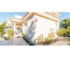 villa en Venta en Orihuela Costa. ETRV-T2084