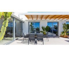 villa en Venta en Los Montesinos. ETRV-T2097