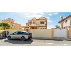 villa en Venta en Torrevieja. ETRV-T2136