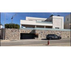 villa en Venta en Benijofar. ETRV-T2179