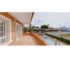 villa en Venta en Torrevieja. ETRV-T2498