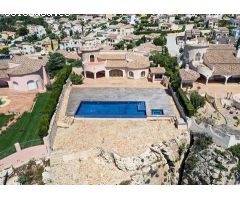 villa en primera línea. SISK-T118