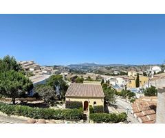 Villa con piscina privada. SISK-T119
