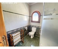 Villa con piscina privada. SISK-T119
