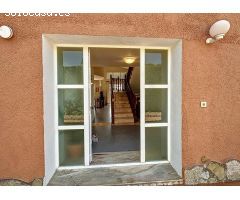 Villa con piscina privada. SISK-T125