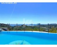 Villa con vistas panorámicas al mar en venta en Moraira, Costa Blanca.. SISK-T136