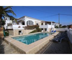 Venta. Chalet/Villa en Calpe. SISK-T200