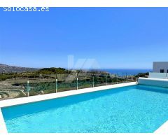Villa con vistas panoramicas al mar en venta en Moraira, Costa Blanca.. SISK-T204