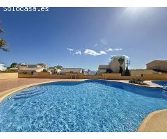 Cumbre del Sol Villa con piscina comunitaria. SISK-T221