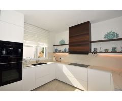 Villa de lujo en venta en Jávea con vistas al mar. SISK-T223
