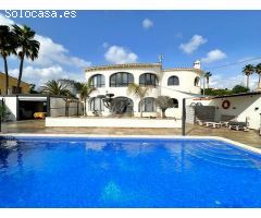 Elegante Villa en venta en Ortenbach, Calpe, Costa Blanca.. SISK-T229