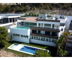 Lujosa villa en Altea Hills con vistas al mar y dos piscinas. SISK-T27