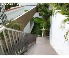 Lujosa villa en Altea Hills con vistas al mar y dos piscinas. SISK-T27