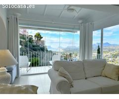 Villa en venta con vistas al mar y la montaña en Moraira, Costa Blanca.. SISK-T279