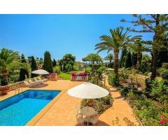 Villa en venta en Benissa, Costa Blanca.. SISK-T30