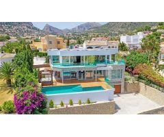 Venta. Chalet/Villa en Calpe. SISK-T303
