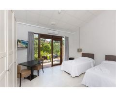 Bonito hostal en venta en Jávea.. SISK-T31
