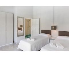 Bonito hostal en venta en Jávea.. SISK-T31