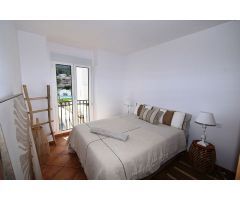 Apartamento de 1 dormitorio y 1 baño, en Denia. SISK-T324