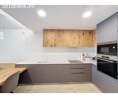 Cumbre del Sol apartamento moderno con jardín privado. SISK-T376