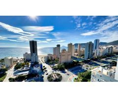 Ático con impresionantes vistas al mar en venta en Calpe. SISK-T385