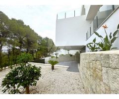 Villa en venta en Benimeit, Moraira, Costa Blanca.. SISK-T52